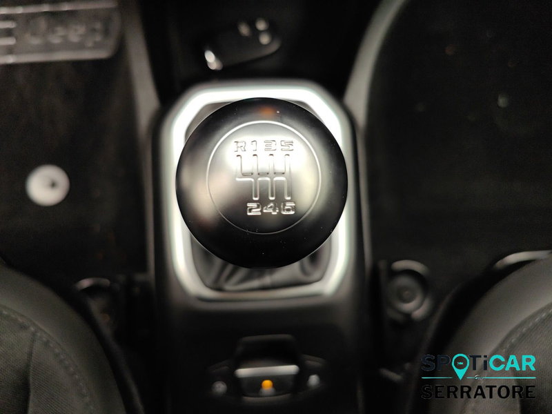 Jeep Renegade nuova a Como (17)