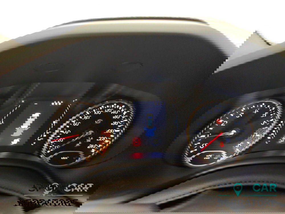 Jeep Renegade nuova a Como (8)