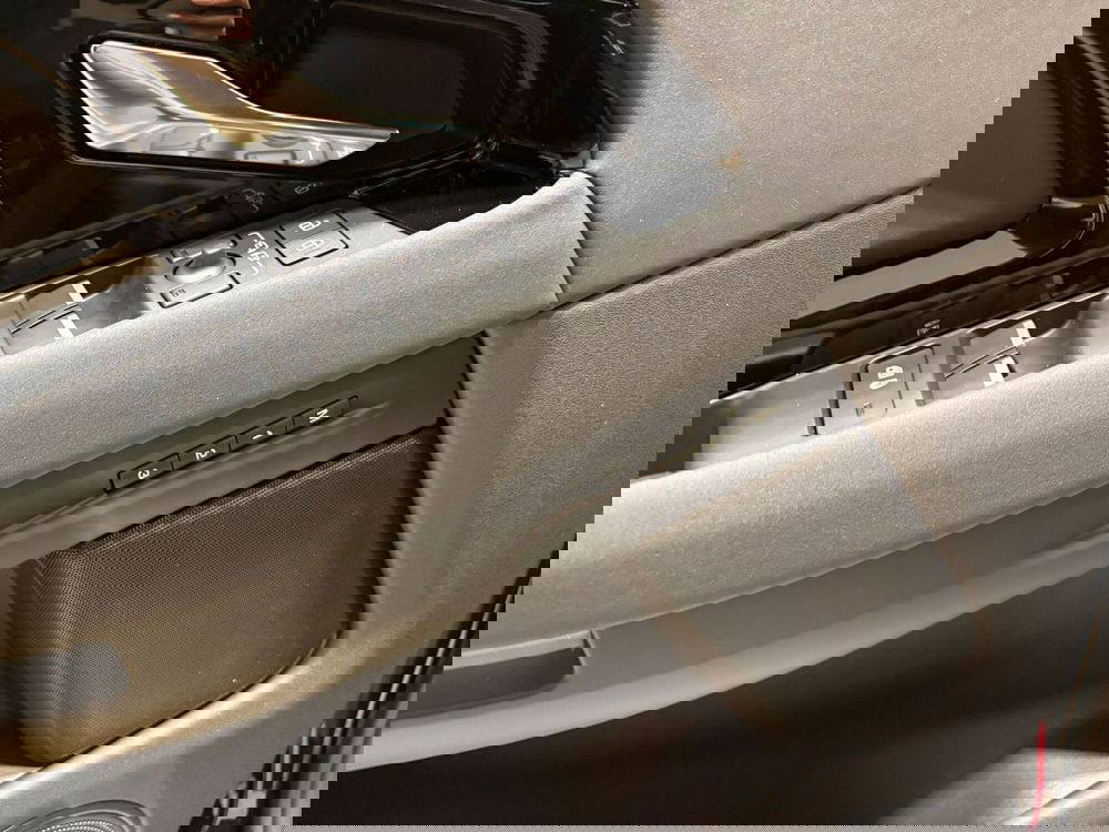 Land Rover Range Rover Evoque nuova a Torino (11)