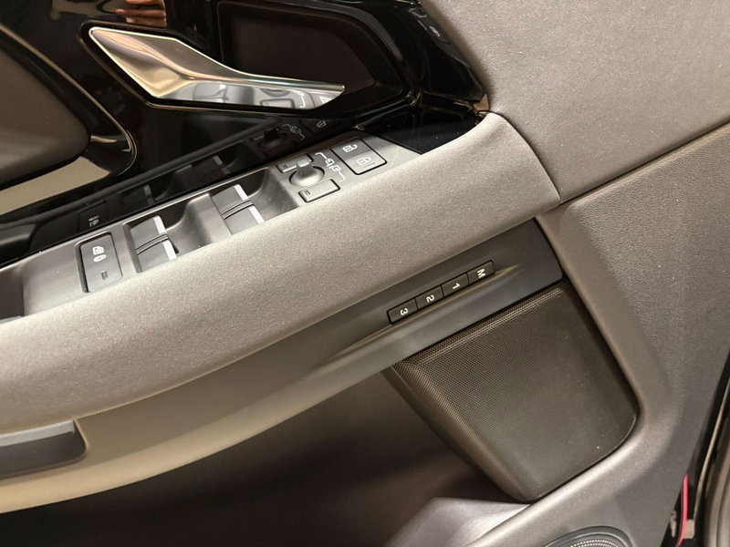 Land Rover Range Rover Evoque nuova a Torino (11)