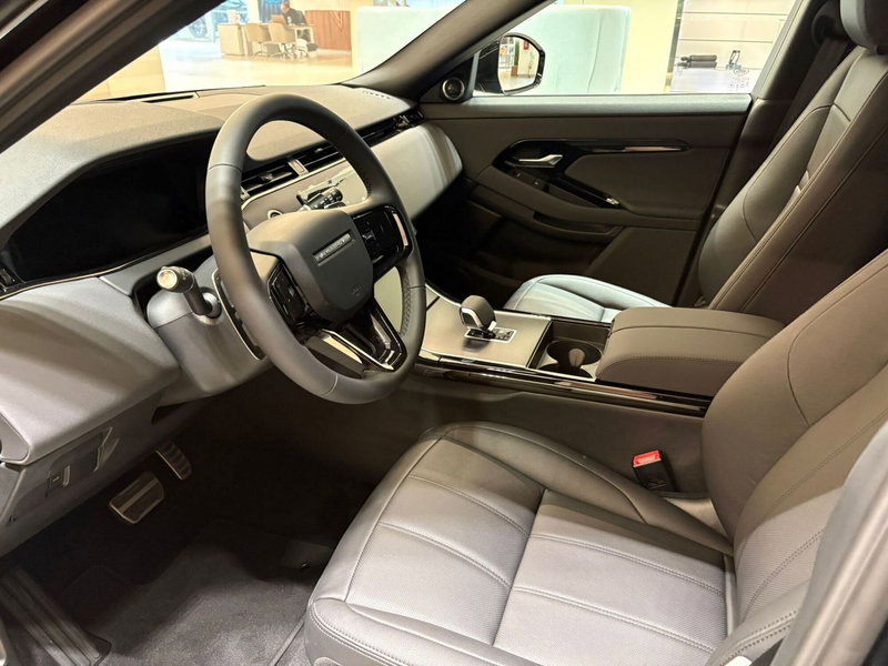 Land Rover Range Rover Evoque nuova a Torino (5)