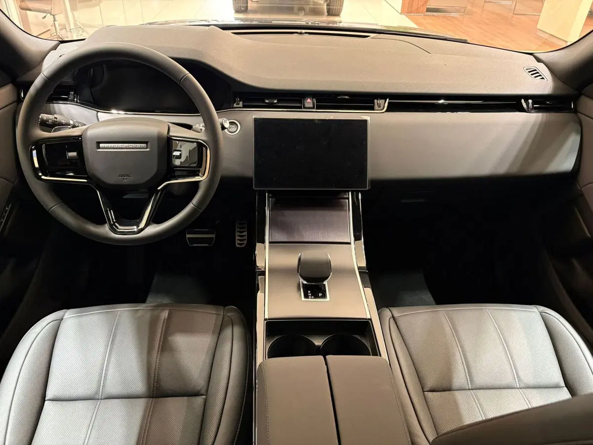 Land Rover Range Rover Evoque nuova a Torino (6)