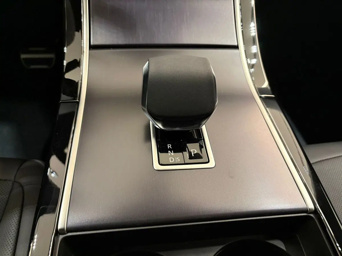 Land Rover Range Rover Evoque nuova a Torino (7)