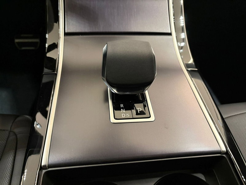 Land Rover Range Rover Evoque nuova a Torino (7)