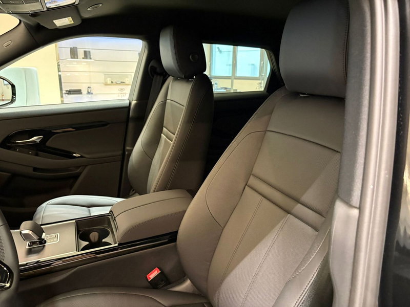 Land Rover Range Rover Evoque nuova a Torino (8)