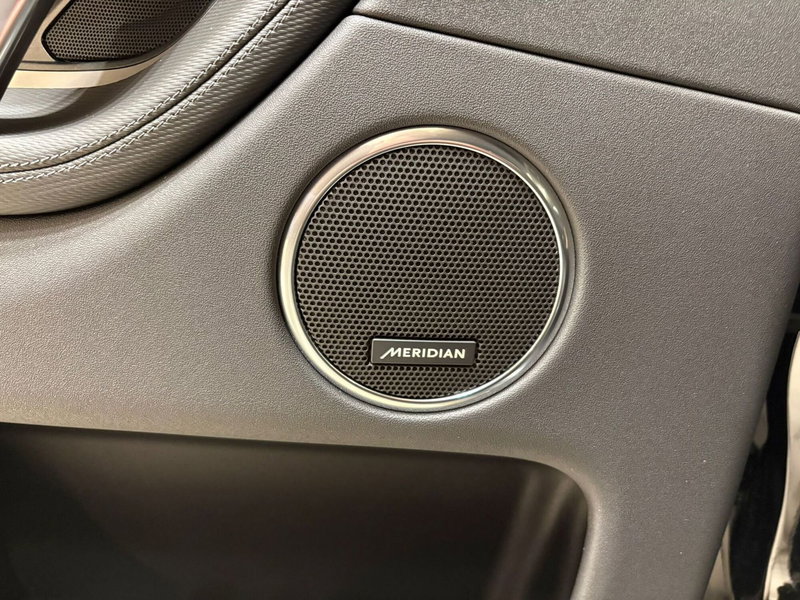 Land Rover Discovery Sport nuova a Torino (12)