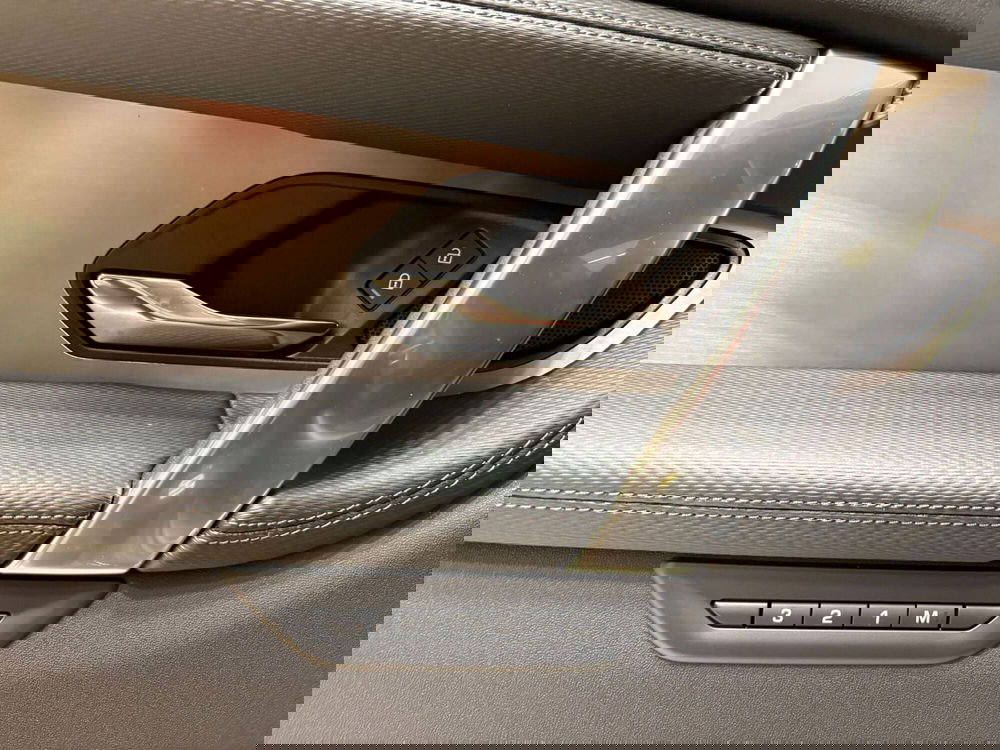 Land Rover Discovery Sport nuova a Torino (13)