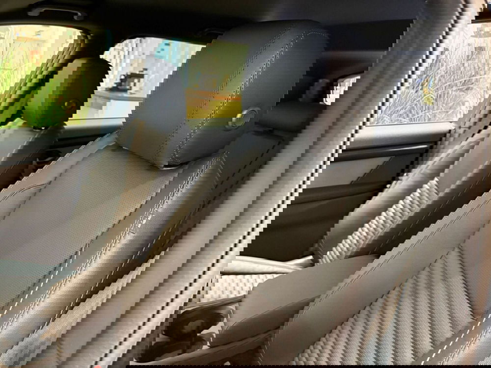 Land Rover Discovery Sport nuova a Torino (15)