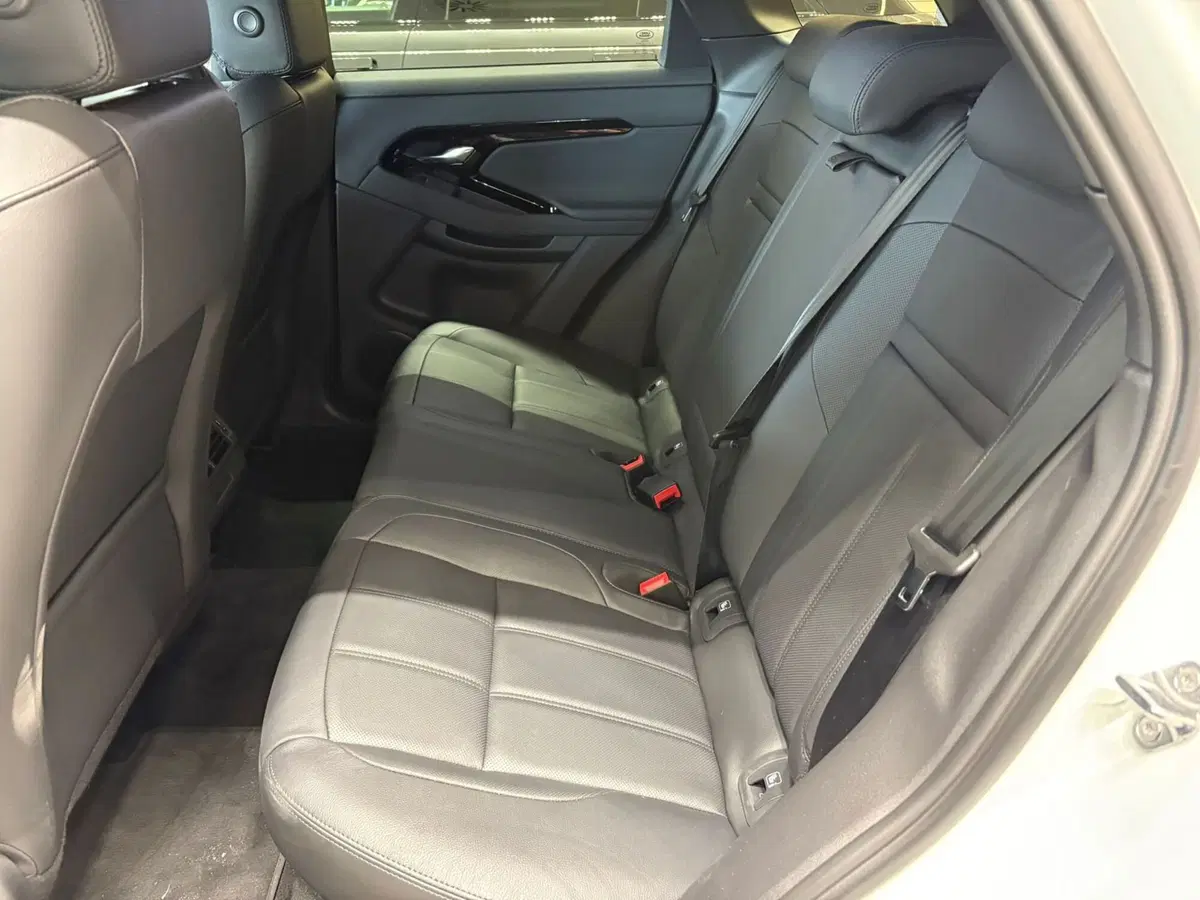 Land Rover Range Rover Evoque nuova a Torino (10)
