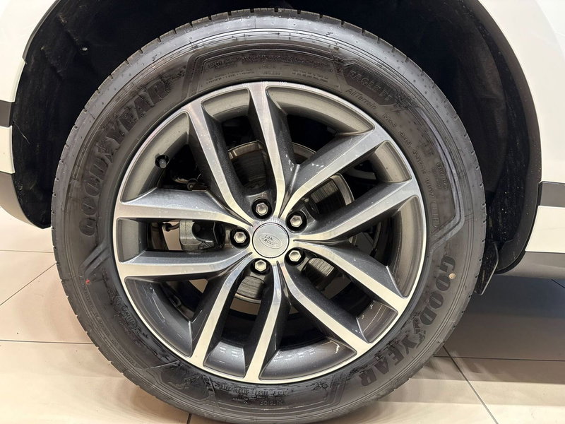 Land Rover Range Rover Evoque nuova a Torino (11)