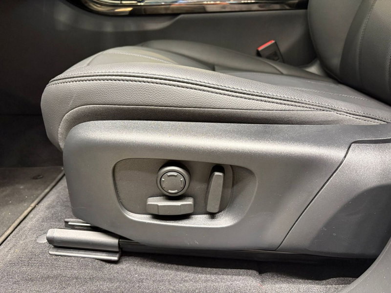 Land Rover Range Rover Evoque nuova a Torino (15)