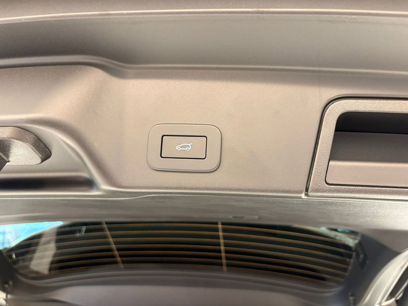 Land Rover Range Rover Evoque nuova a Torino (16)