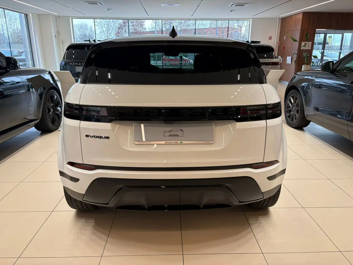 Land Rover Range Rover Evoque nuova a Torino (4)