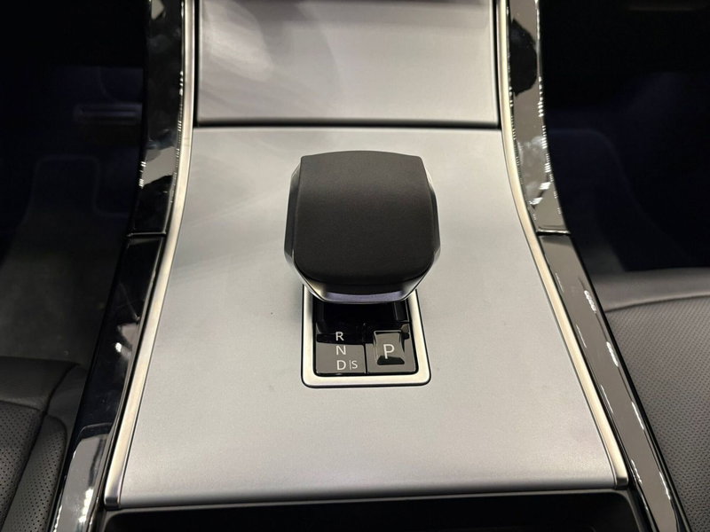 Land Rover Range Rover Evoque nuova a Torino (9)