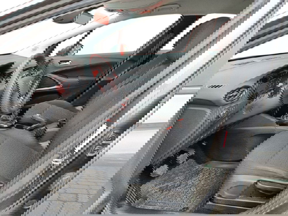 Opel Crossland X usata a Prato (9)