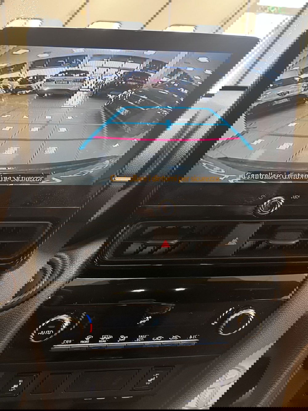 Toyota Yaris Cross usata a Prato (12)