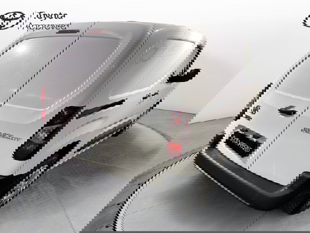 Toyota Proace City usata a Milano (4)