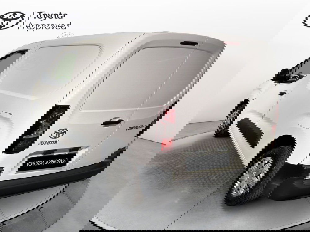 Toyota Proace City usata a Milano (5)