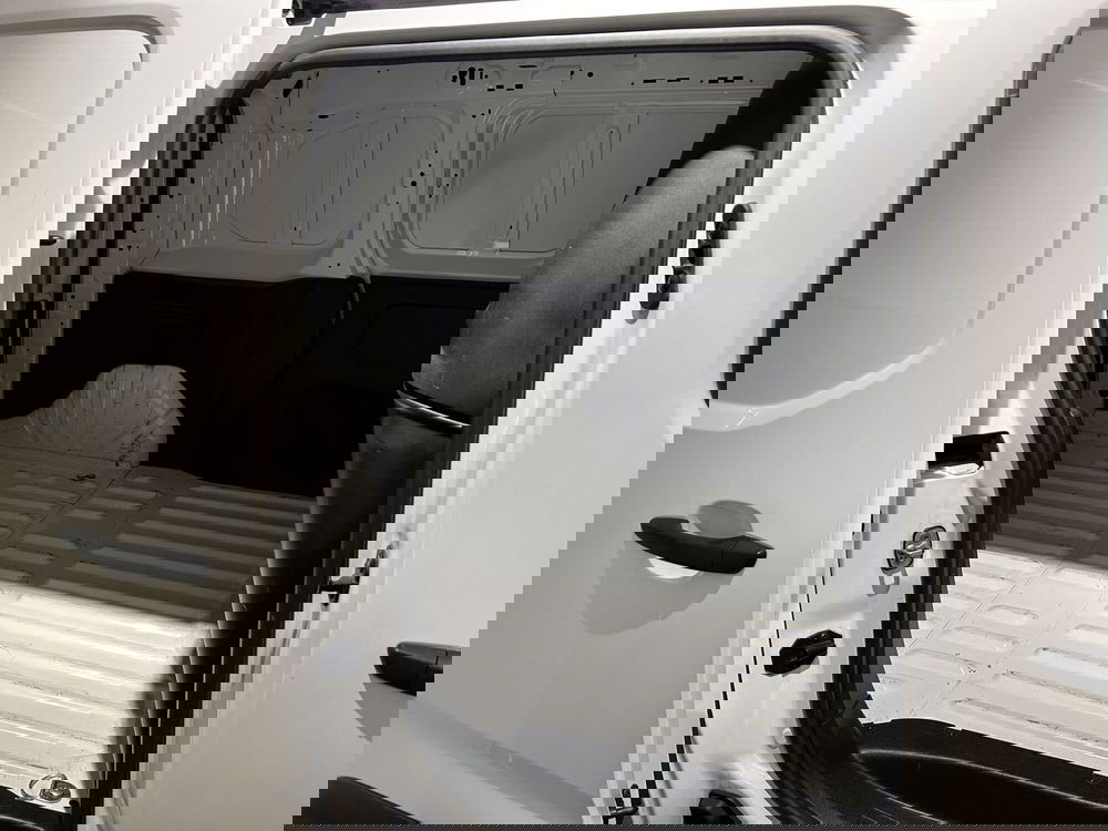 Toyota Proace City usata a Milano (7)