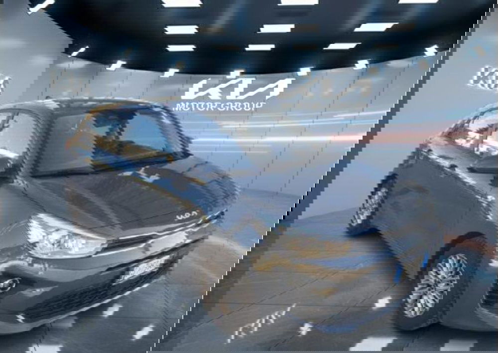 Kia Rio usata a Napoli (2)