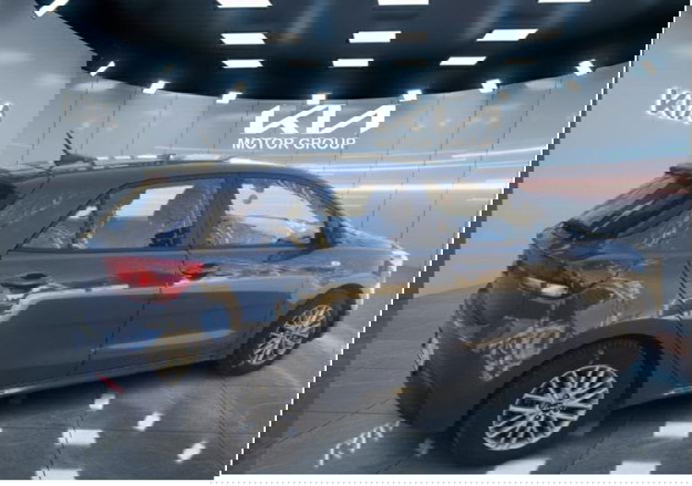Kia Rio usata a Napoli (5)