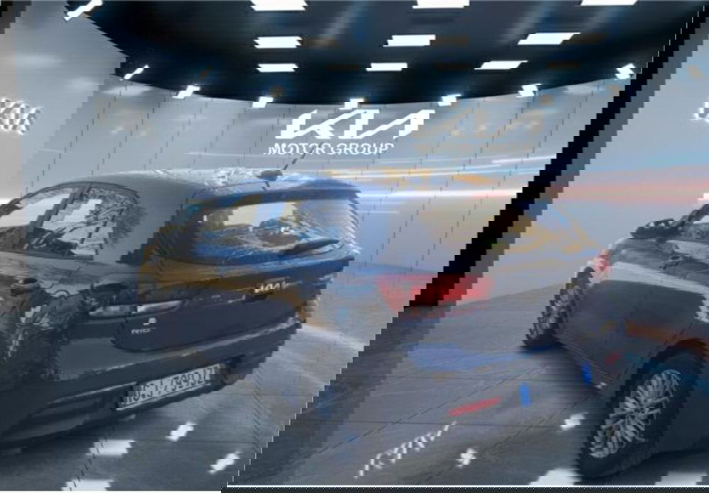 Kia Rio usata a Napoli (7)