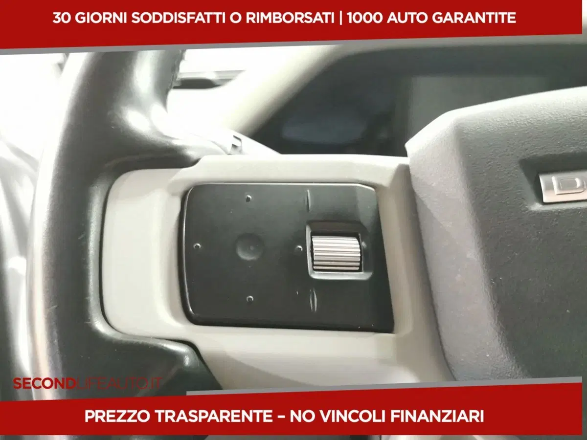 Land Rover Defender usata a Chieti (15)