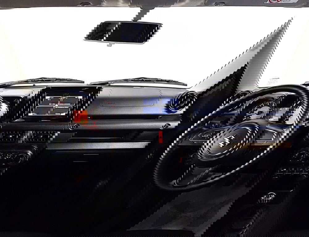 Suzuki Jimny usata a Pavia (9)