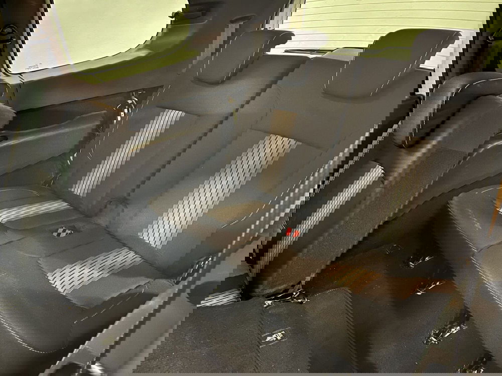 Dacia Lodgy usata a Bologna (13)