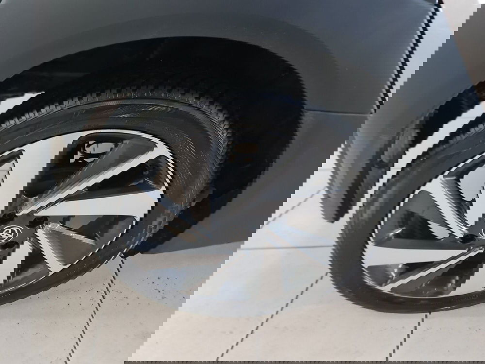 Toyota Aygo X usata a Bologna (7)