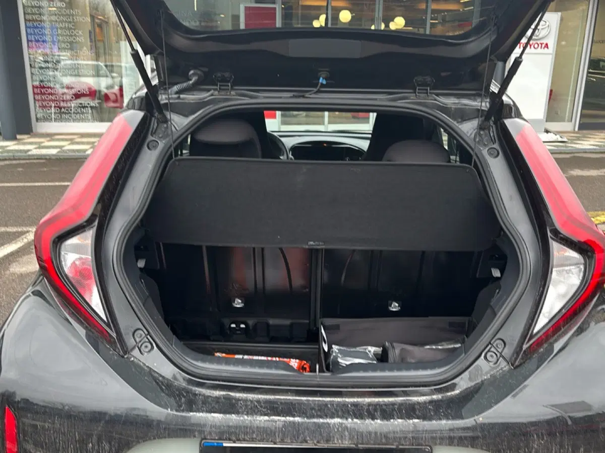 Toyota Aygo X nuova a Bologna (11)
