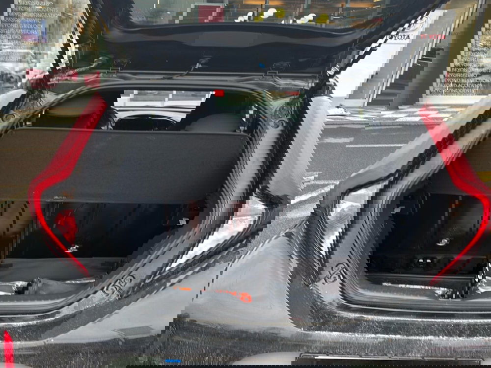 Toyota Aygo X nuova a Bologna (11)