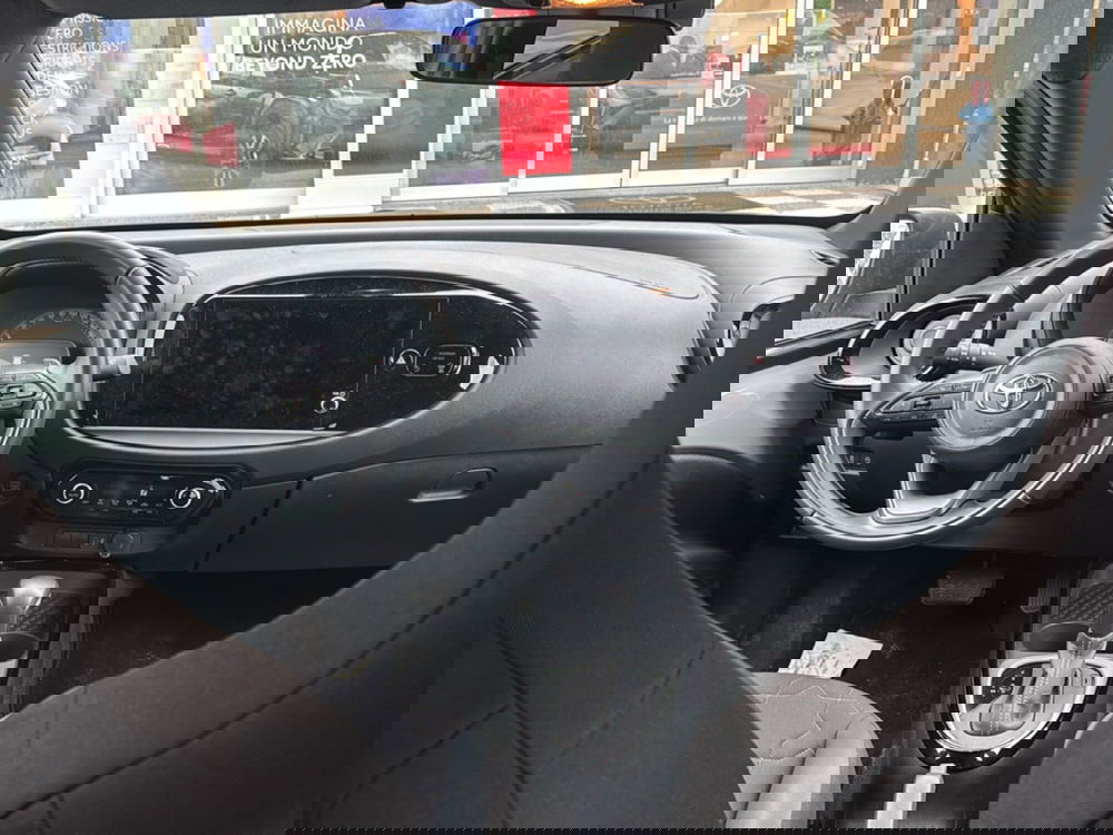 Toyota Aygo X nuova a Bologna (13)