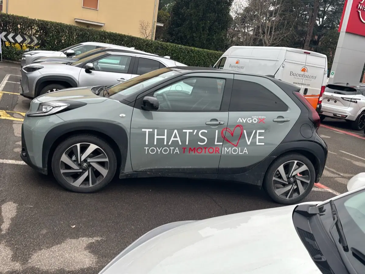 Toyota Aygo X nuova a Bologna (2)