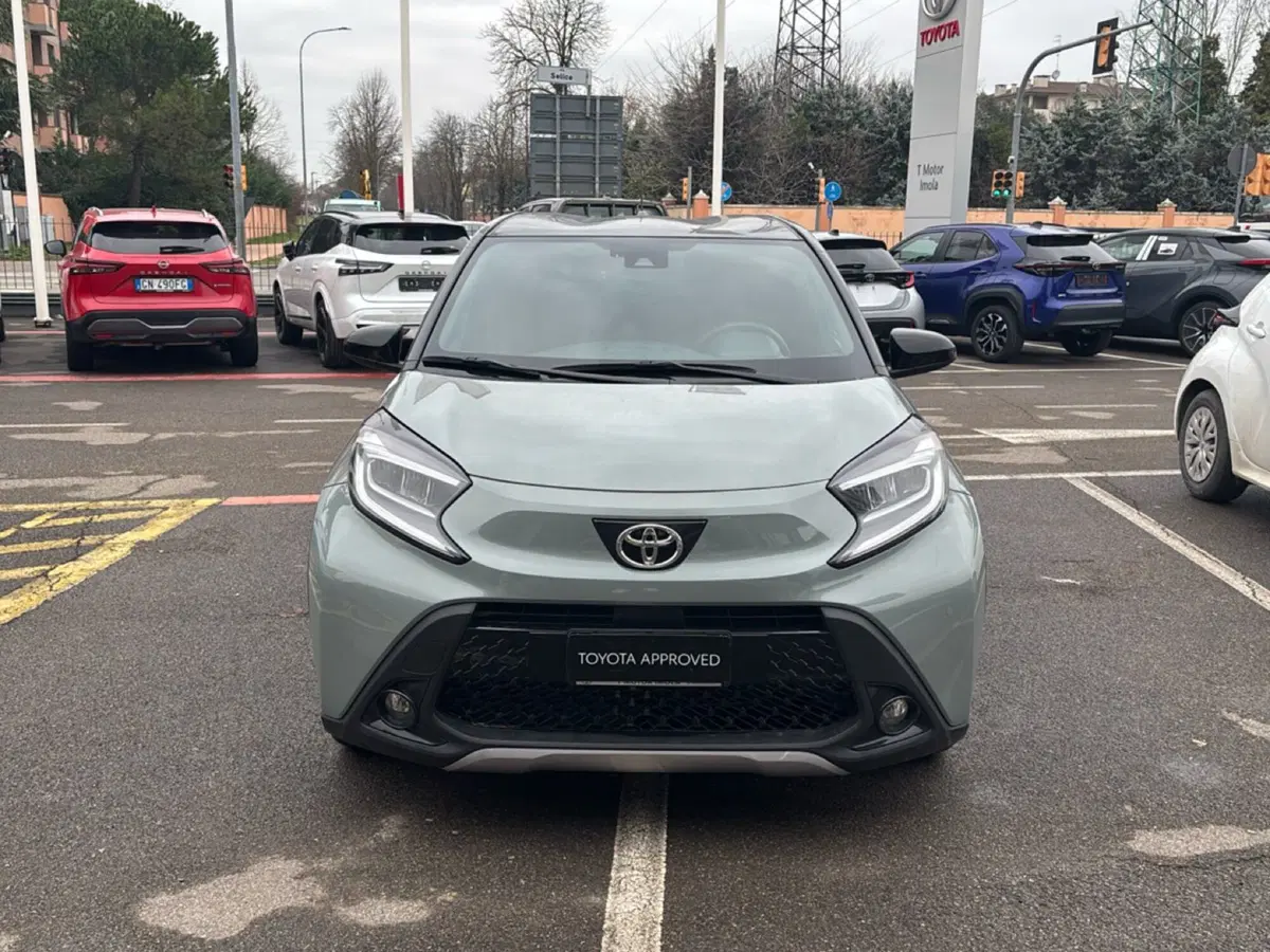 Toyota Aygo X nuova a Bologna (5)