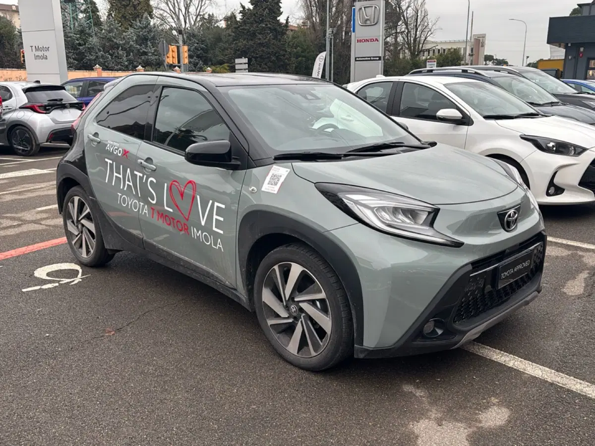 Toyota Aygo X nuova a Bologna (8)