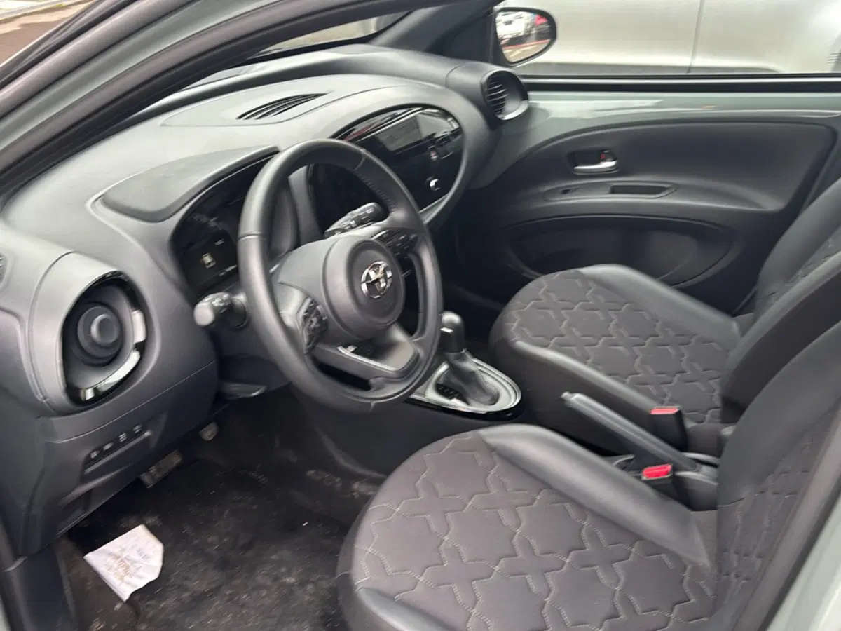 Toyota Aygo X nuova a Bologna (9)