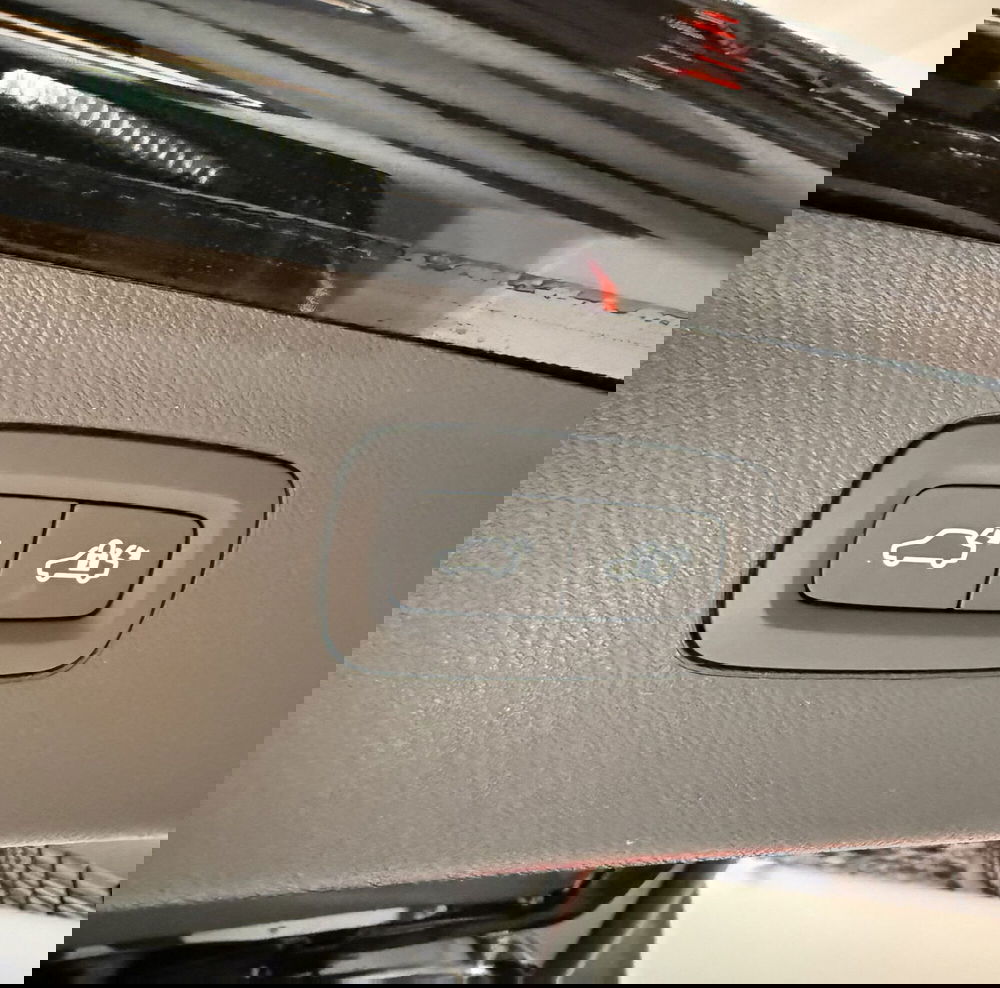 Volvo XC90 usata a Parma (16)