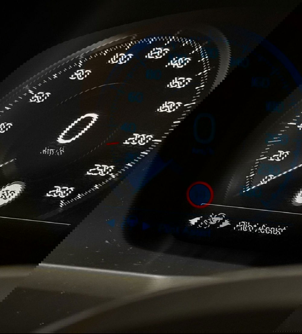 Volvo XC90 usata a Parma (9)