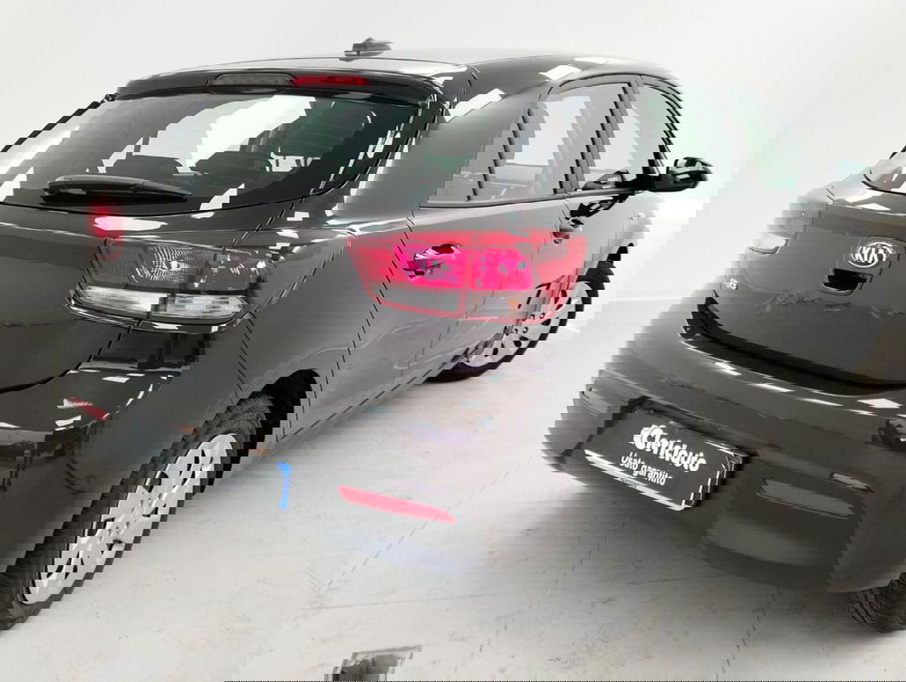 Kia Rio usata a Como (2)