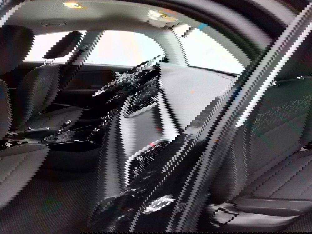 Kia Rio usata a Como (3)