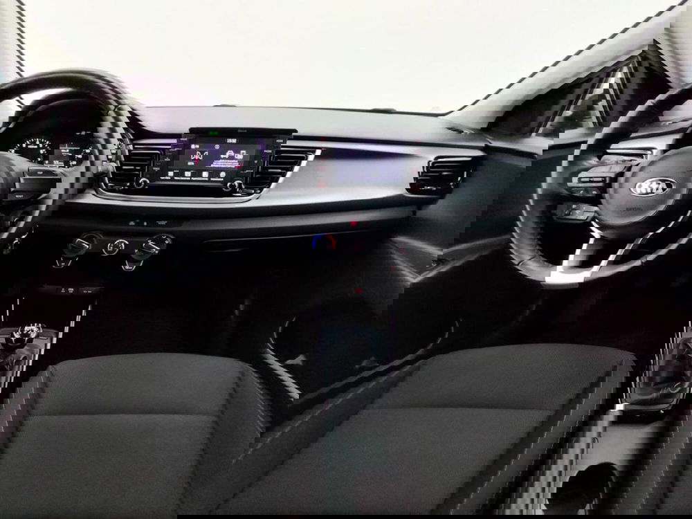 Kia Rio usata a Como (4)