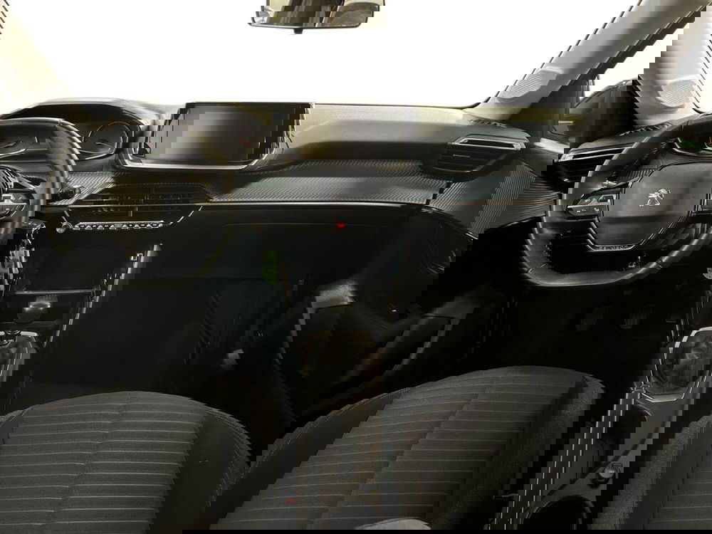 Peugeot 208 usata a Bari (8)