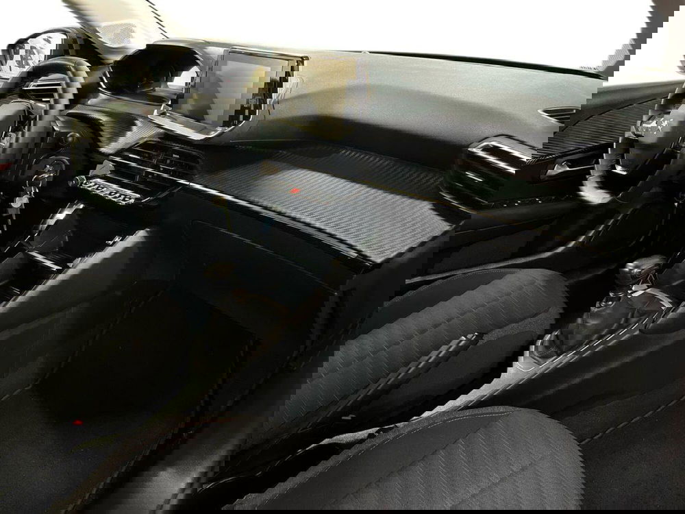 Peugeot 208 usata a Bari (9)