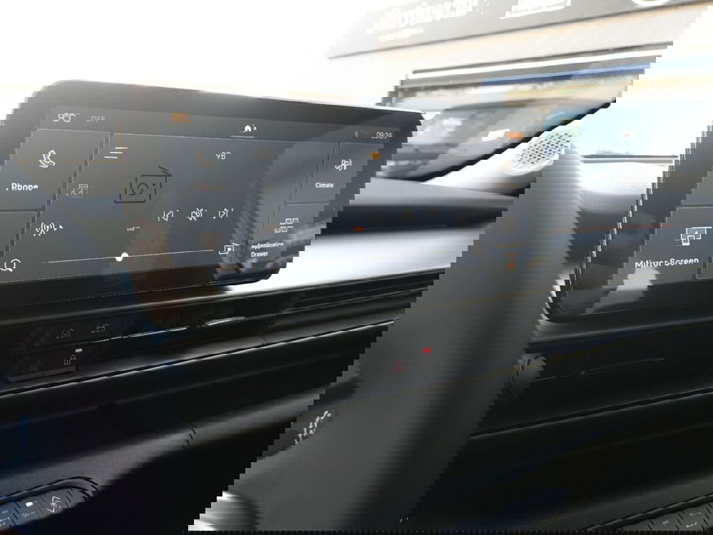 Jeep Avenger nuova a Pescara (10)