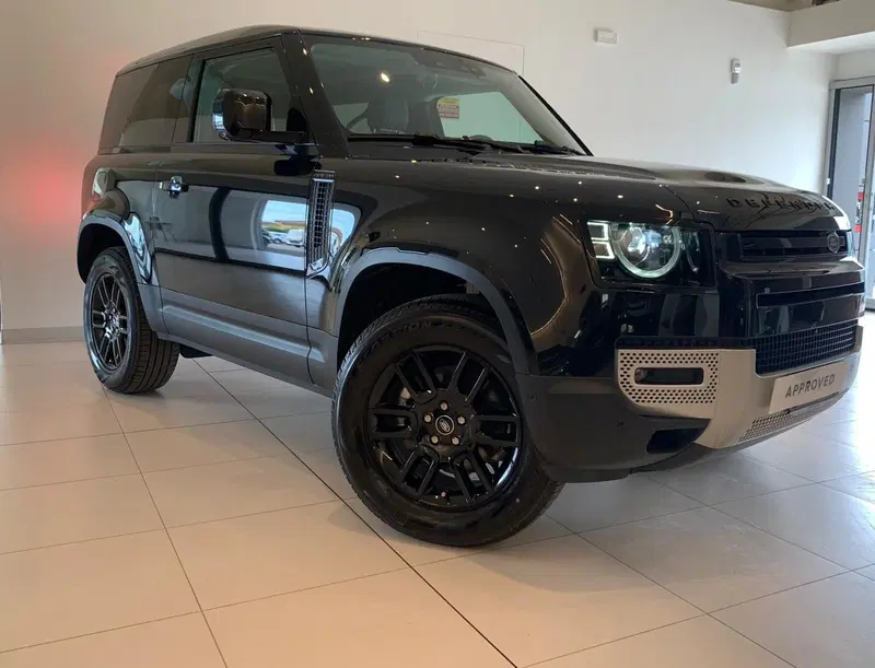 Land Rover Defender usata a Lucca