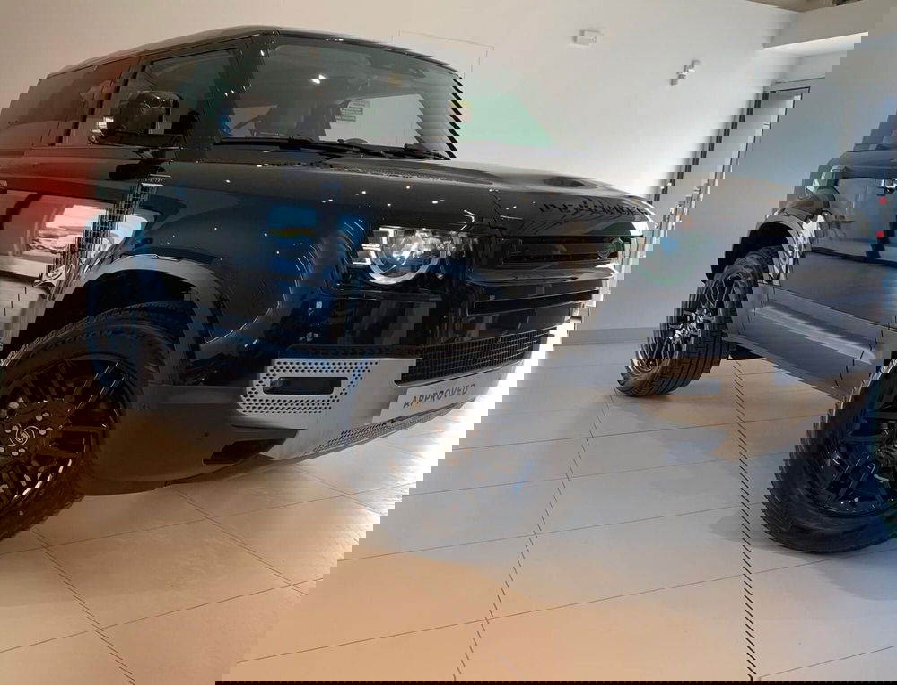 Land Rover Defender usata a Lucca