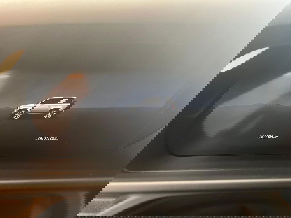 Land Rover Defender usata a Lucca (10)