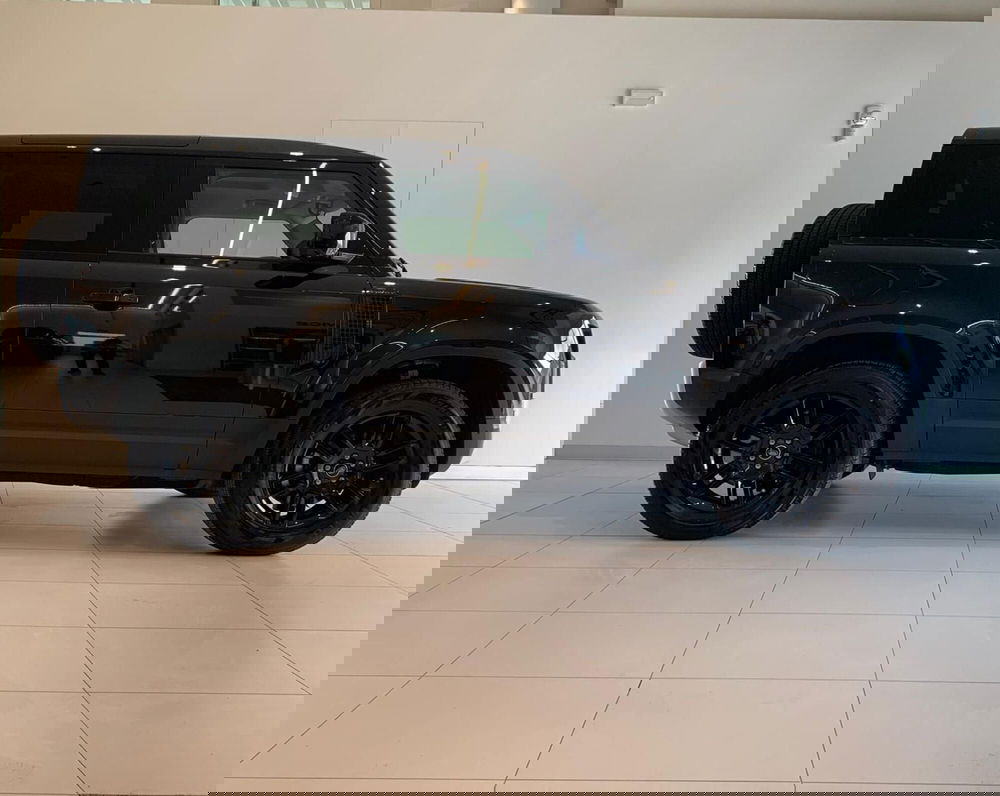 Land Rover Defender usata a Lucca (6)