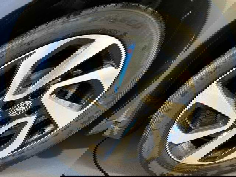 Toyota Aygo X usata a Roma (12)